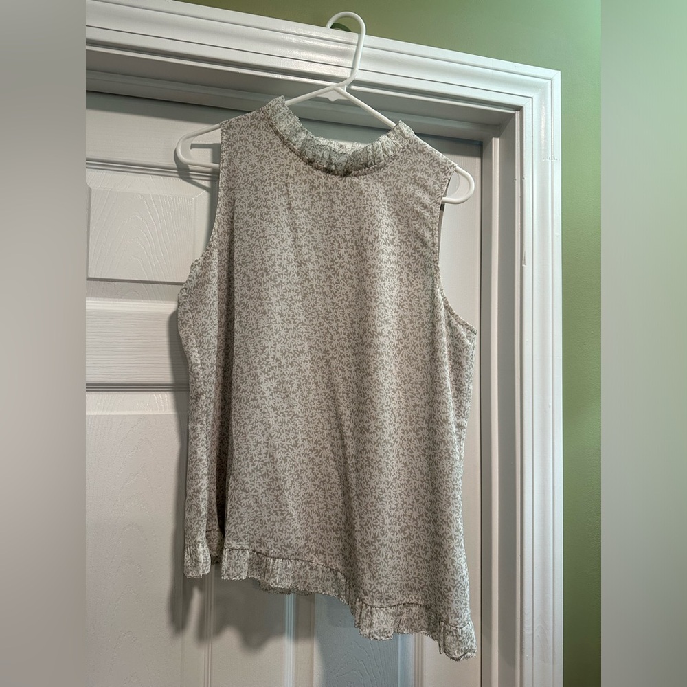 Ann Taylor sleeveless blouse